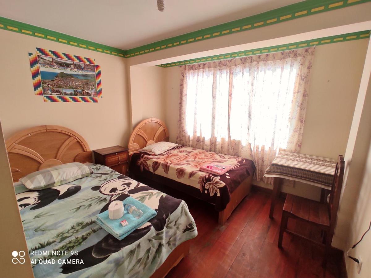 Hostal Algas Del Titicaca Copacabana  Dış mekan fotoğraf